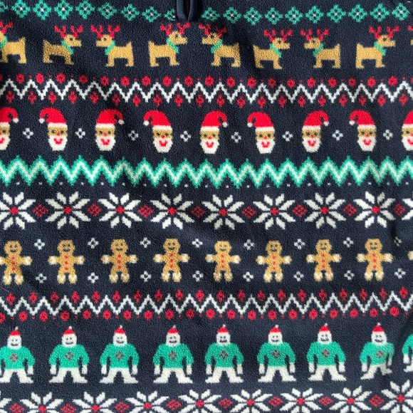 Oshkosh B’Gosh Kids Holiday Fleece in Size 8 - Picture 3 of 3